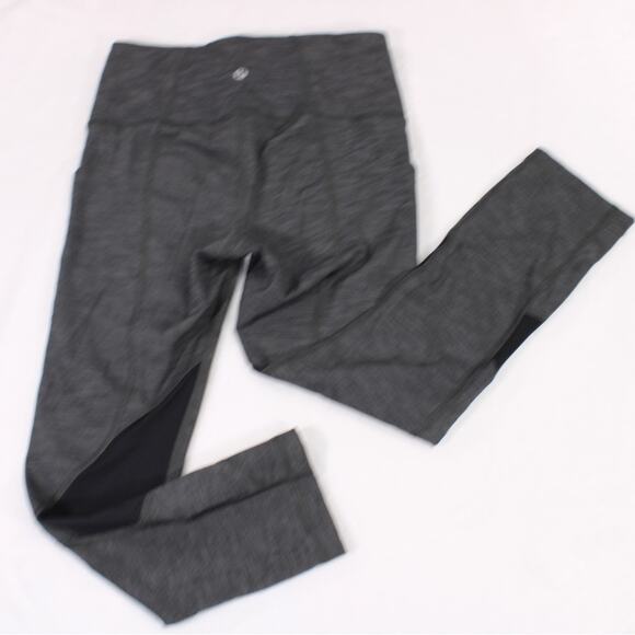 EUC Lululemon 4 Heathered Gray‎ Black Pace Rival Mid-Rise Crop Pockets - Picture 12 of 15